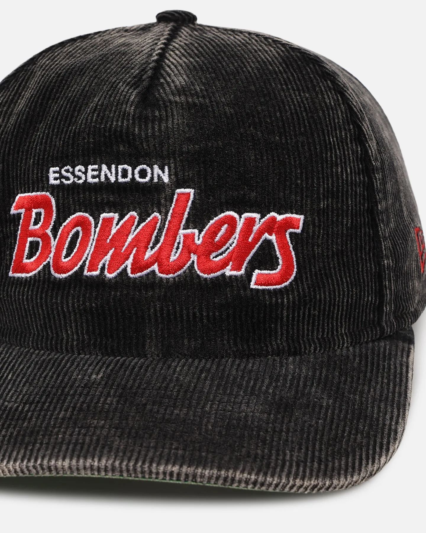 New Era Essendon Bombers 'Washed Corduroy' Pre-Curved Golfer Snapback Black/Kelly Green