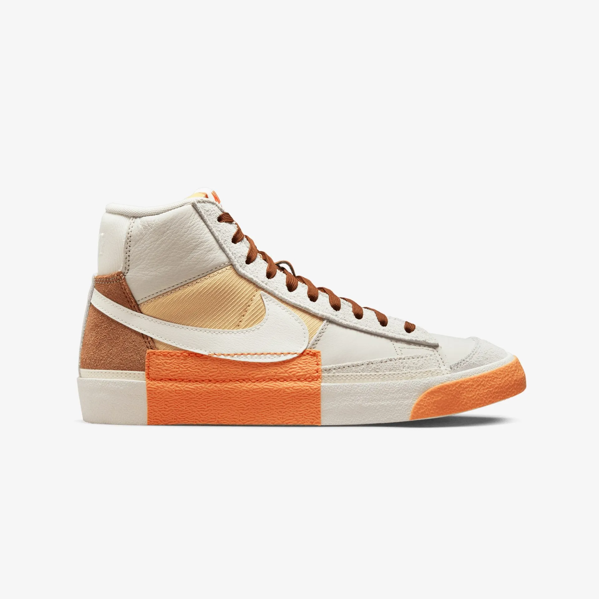 Nike | BLAZER '77 PRO CLUB { LIGHT BONE/SAIL-SESAME-PECAN