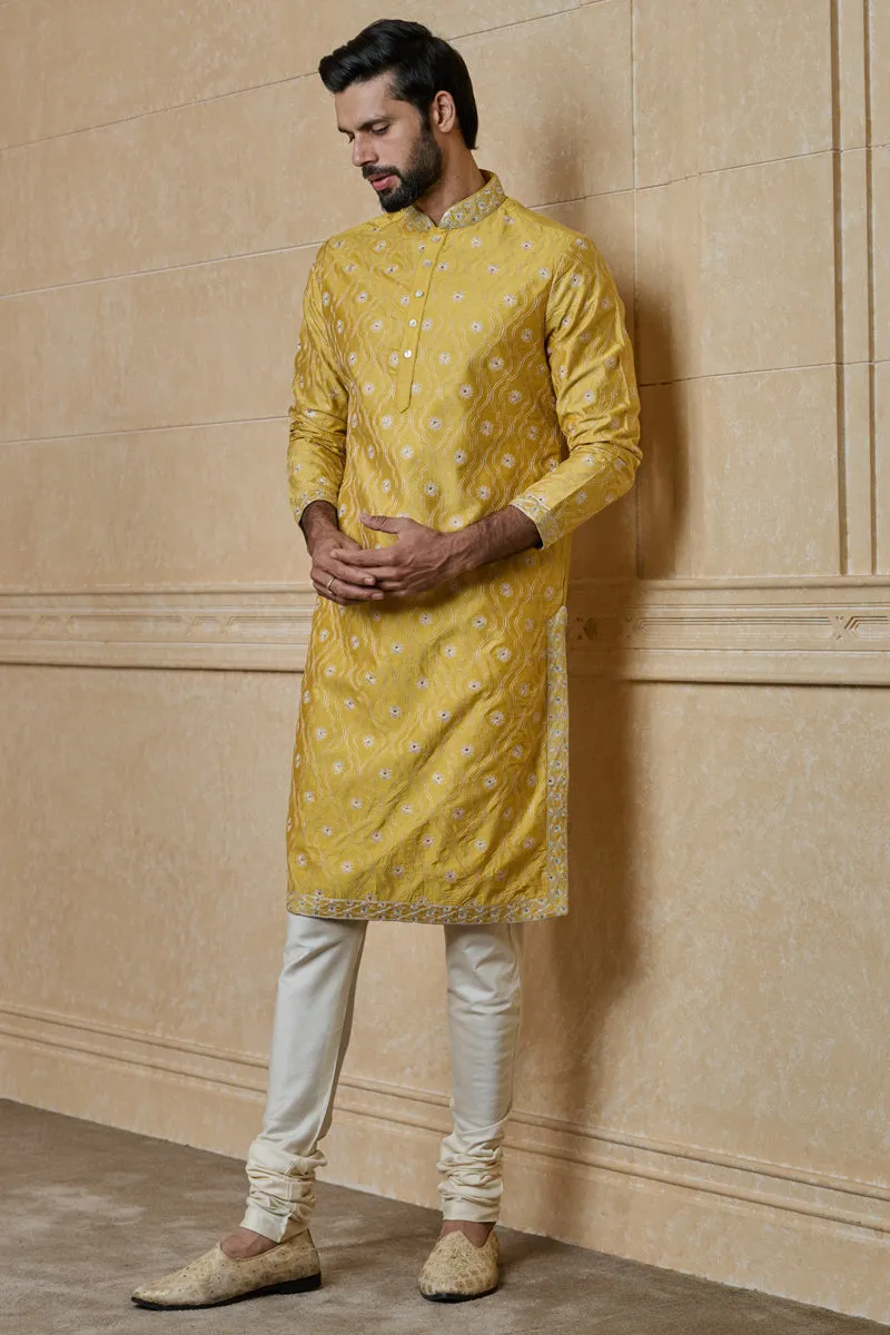 Yellow All Over Thread Jaal Kurta Set With Embroidery Neck