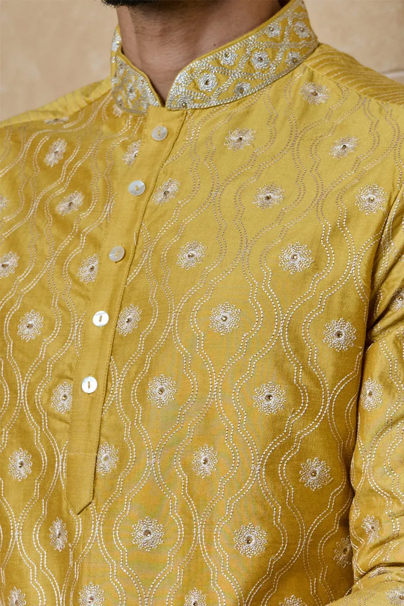 Yellow All Over Thread Jaal Kurta Set With Embroidery Neck